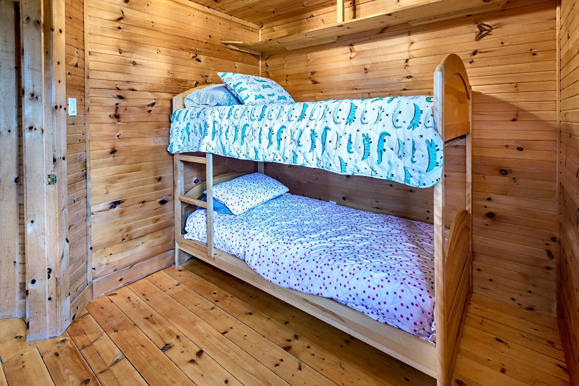 Nova Scotia Grover'S Cove Seaside Cottages Larry's River Экстерьер фото